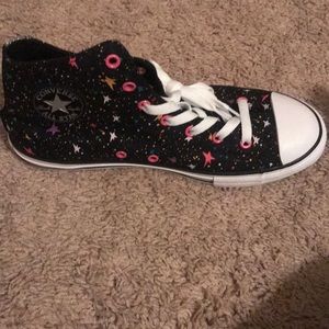 converse with space design